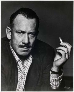 John Steinbeck, ganador de un Premio Pulitzer y un Premio Nobel, una leyenda de las letras